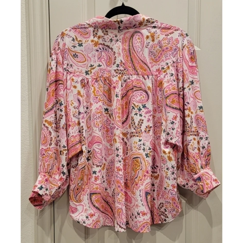 Umgee Pink Paisley Collared Button-Down Blouse Shirt Medium Lightweight - Picture 6 of 10
